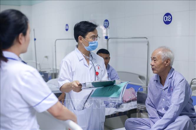 Các quyền và nghĩa vụ trong cung ứng dịch vụ y tế tư nhân theo pháp luật Việt Nam hiện nay